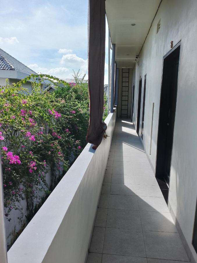 קנגו Yanti Guest House מראה חיצוני תמונה